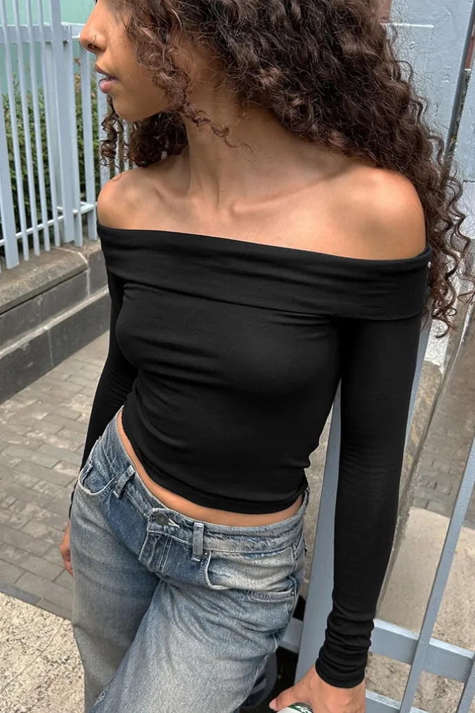 Donna Subdued T-shirt off shoulders